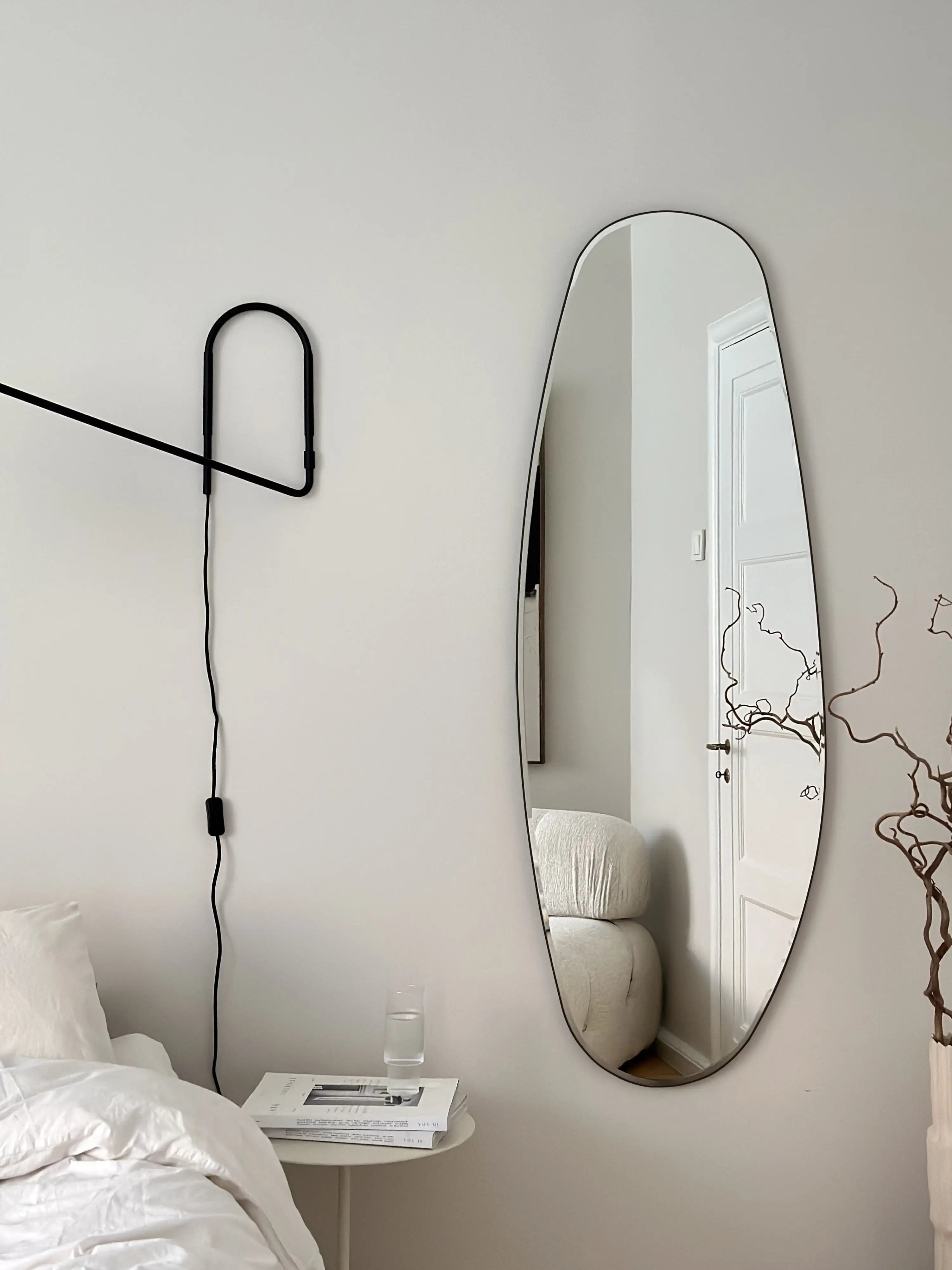 Opal mirror Large | 150 x 55 cm