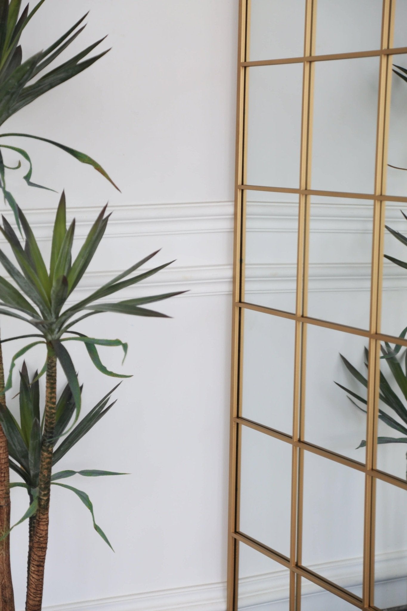 Grid Mirror No.1 | Großer Spiegel mit Goldrahmen 220 × 110 cm - Blossholm